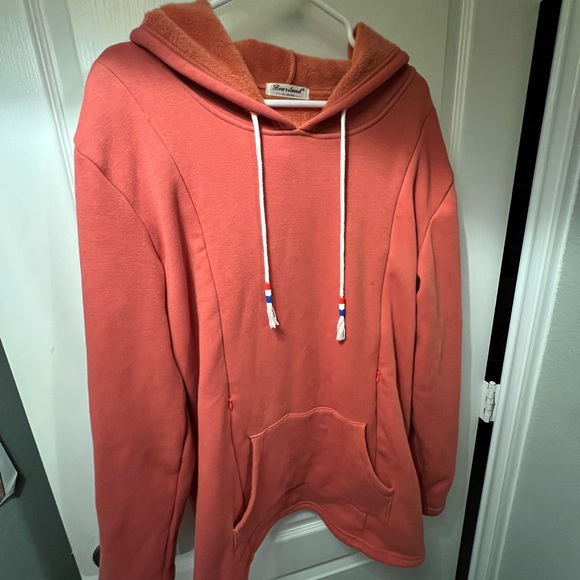 Rusty red nursing sweatshirt by Bearsland Maternity. Size  XL - Picture 7 of 8